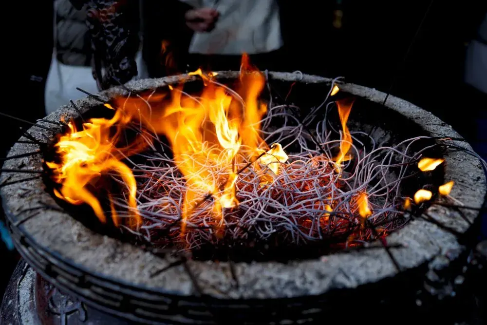 Backyard to Porch: Firepit Bases Using Quarry Rock & Flagstone (January Edition)