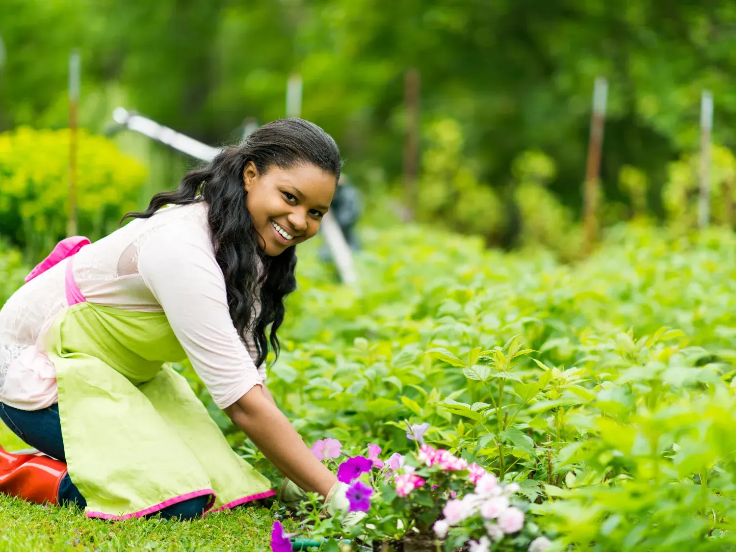The Ultimate Summer Gardening Tips from G&L Bark and Supply in Spanaway, WA