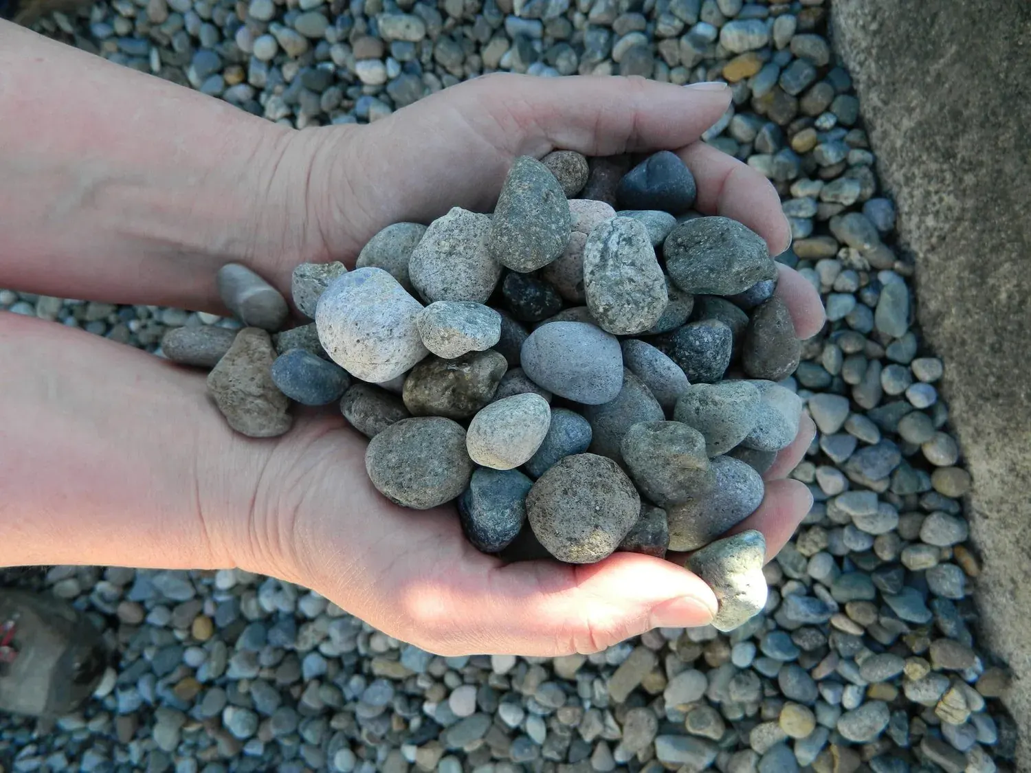 7/8 Washed Rock landscape material